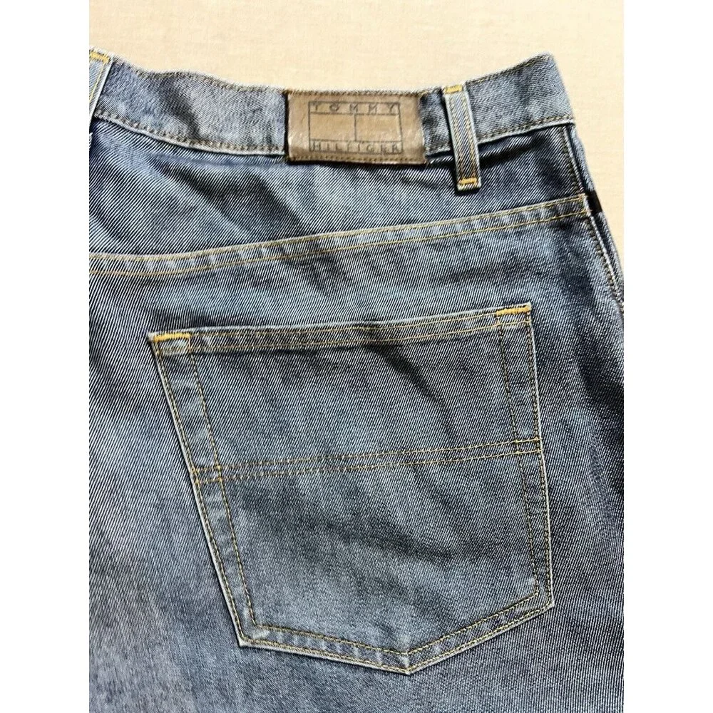 Vintage Tommy Hilfiger Jeans 38x30 Blue Denim‎ Pocketed Wide Leg Baggy Y2K